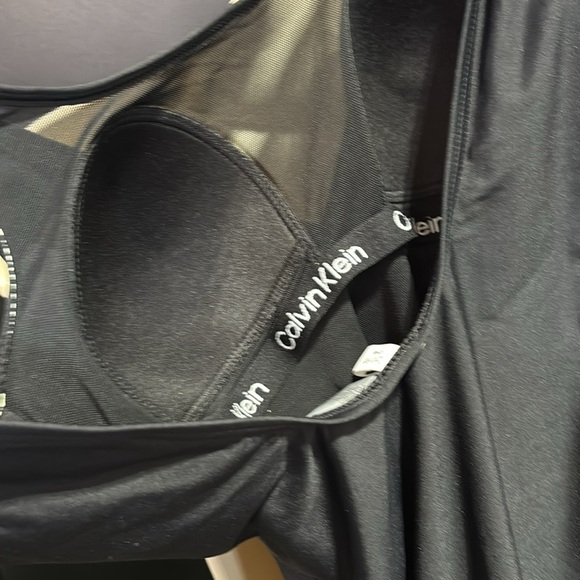 Calvin Klein Mesh V-neck cross over, scoop back,ruched side,padded 1 pc.swimsuit - Picture 8 of 11